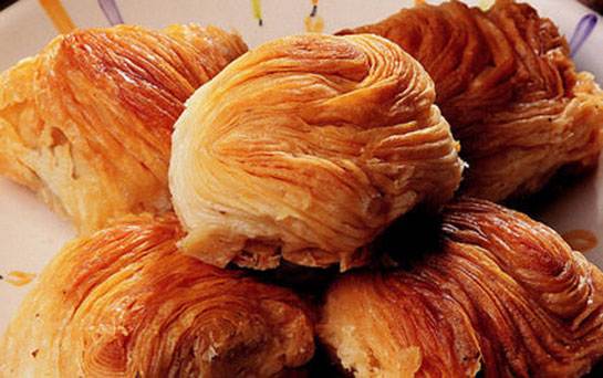 Gül Baklavası Tarifi ve Malzemeleri