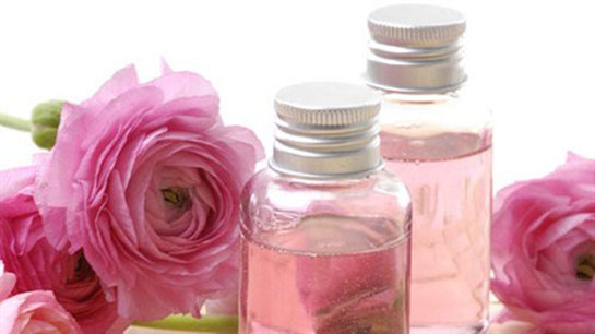 Gül Yağı Kullanımı ve Faydaları Nelerdir?